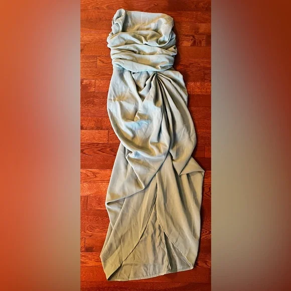 PrettyLittleThing Sage Green Draped Pencil Skirt - Picture 6 of 7